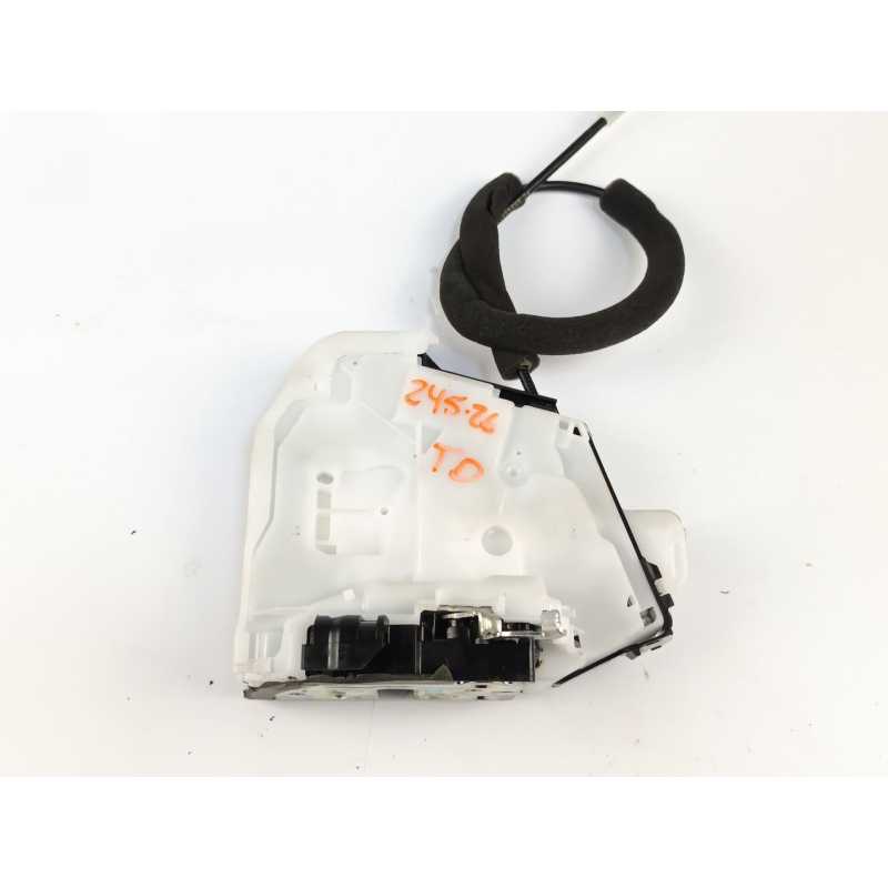 CERRADURA PUERTA TRASERA DERECHA 825006PE0C 