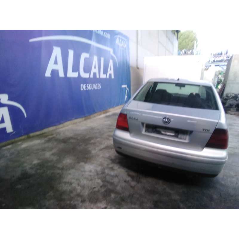 volkswagen bora berlina (1j2) del año 1999