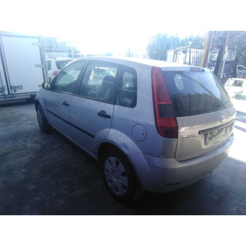 ford fiesta (cbk) del año 2004