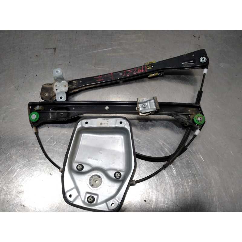 ELEVALUNAS DELANTERO IZQUIERDO 1K5837461B 