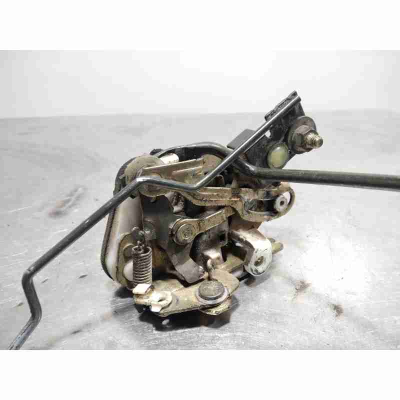 CERRADURA PUERTA DELANTERA IZQUIERDA MANUAL 