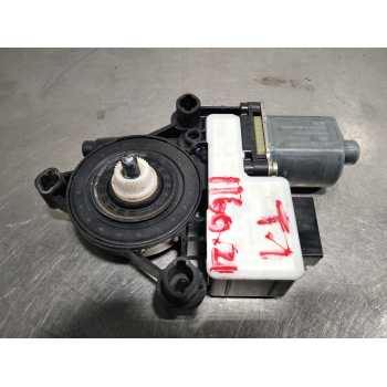 MOTOR ELEVALUNAS TRASERO IZQUIERDO 5Q0959811 5 PINES 
