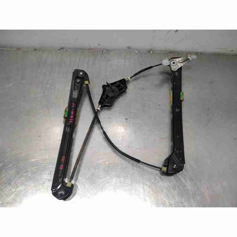 ELEVALUNAS DELANTERO DERECHO 5G4837462H 