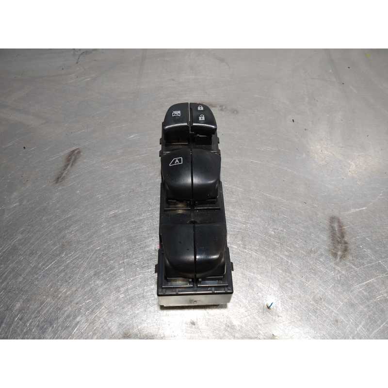 MANDO ELEVALUNAS DELANTERO IZQUIERDO 254011KA5E 