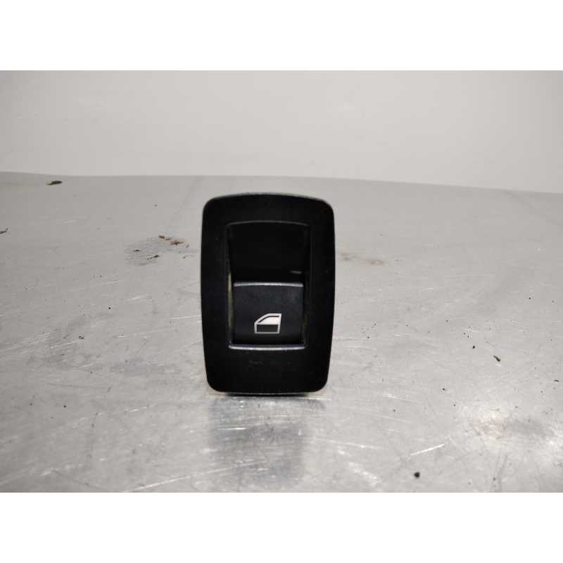 MANDO ELEVALUNAS TRASERO DERECHO 920810603 