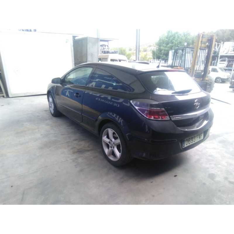 opel astra h berlina del año 2007