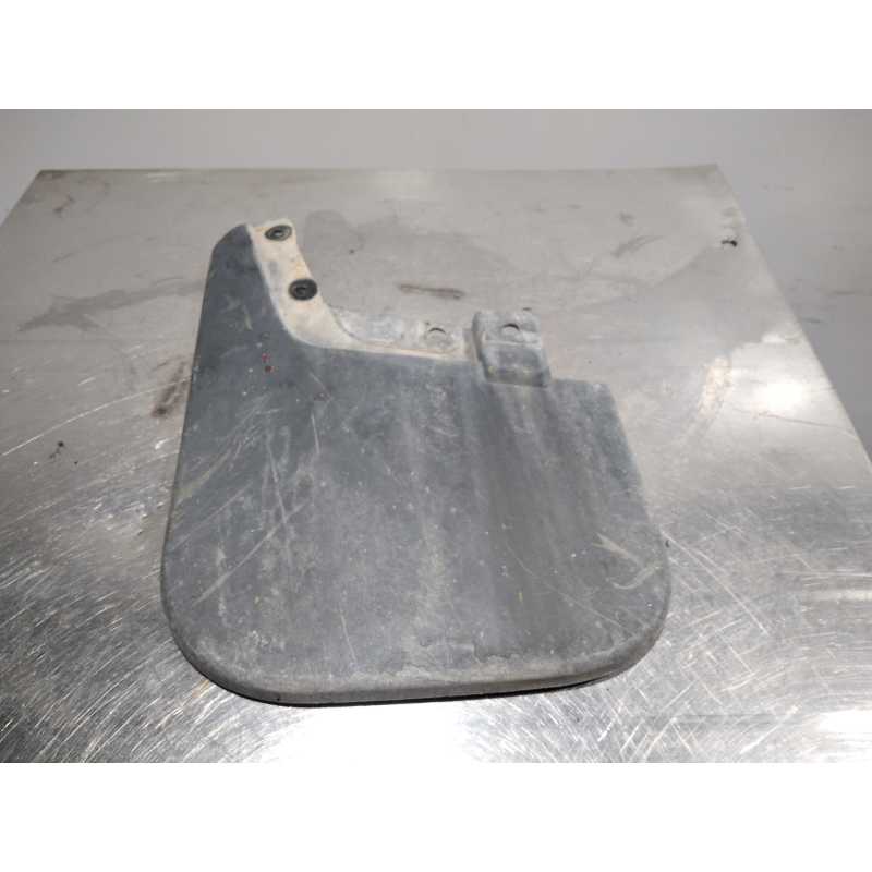 GUARDABARROS DELANTERO IZQUIERDO 5370B461 
