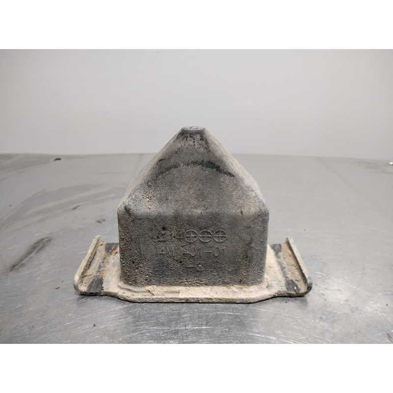 TACO SUSPENSION 4155A056 TRASERO 