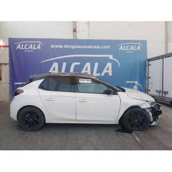 OPEL CORSA F (P2JO) de desguace