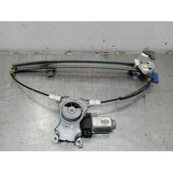 ELEVALUNAS DELANTERO DERECHO 400600 
