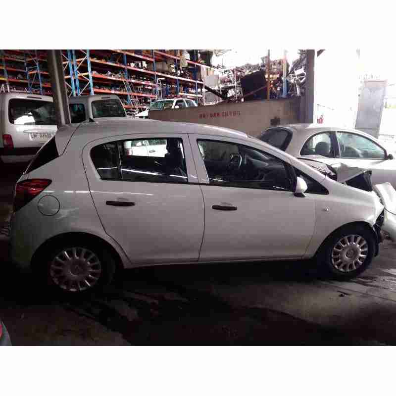 opel corsa d del año 2010