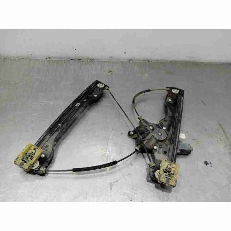 ELEVALUNAS DELANTERO IZQUIERDO 39142315 