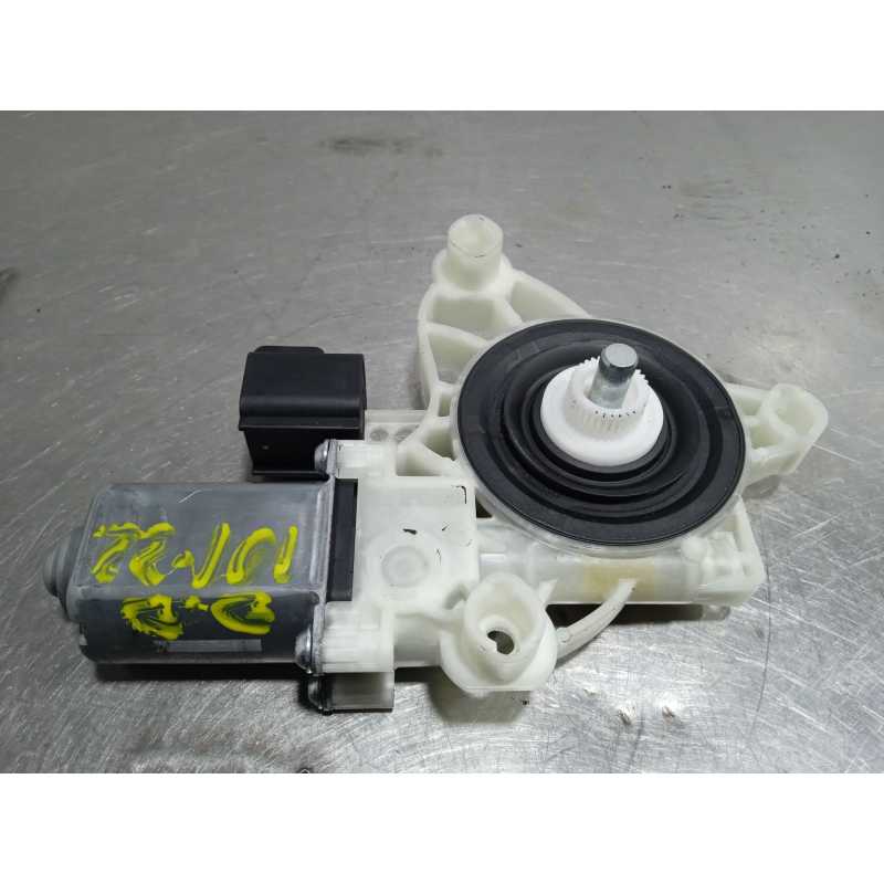 MOTOR ELEVALUNAS DELANTERO DERECHO A75655111 