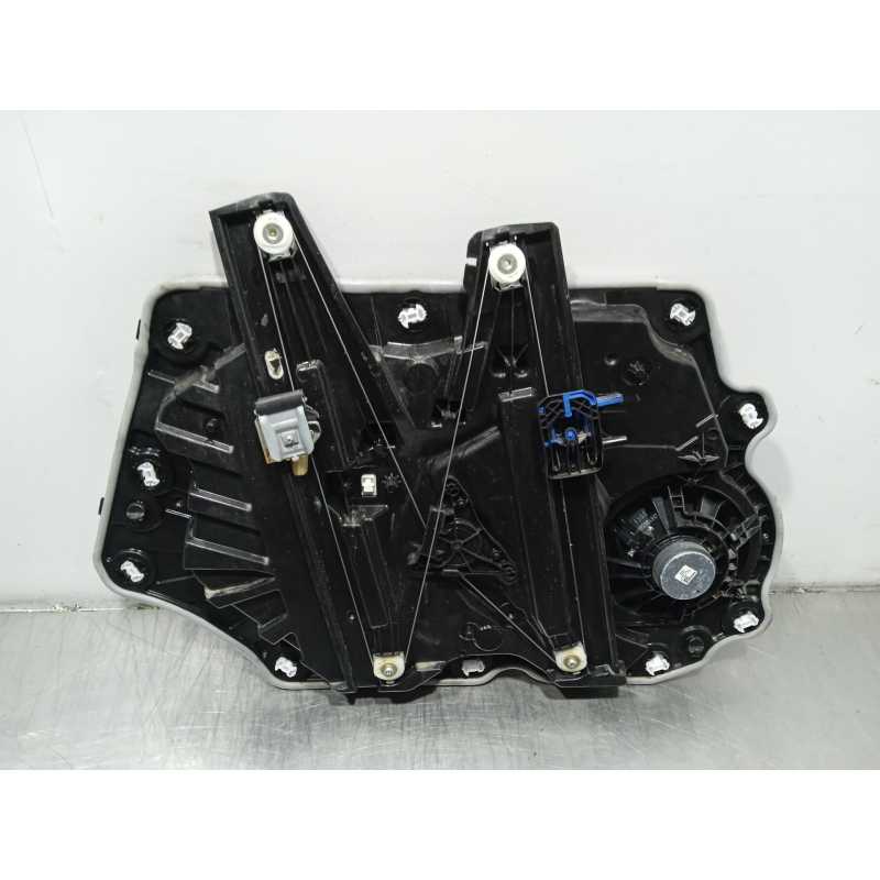 ELEVALUNAS DELANTERO DERECHO H1BBA23200CF 