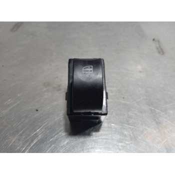 MANDO ELEVALUNAS TRASERO DERECHO 25411JY00A 