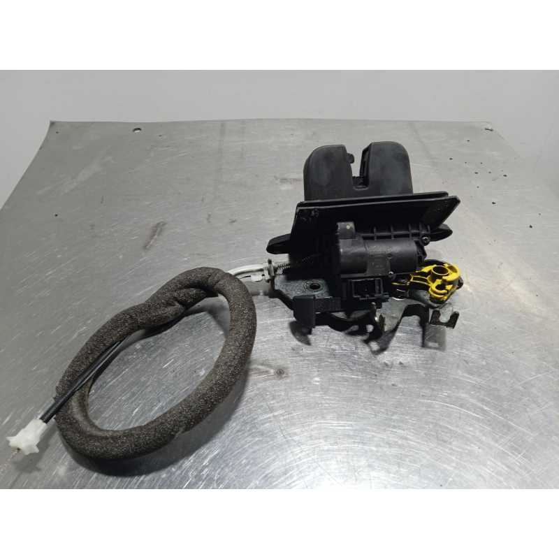 CERRADURA MALETERO / PORTON 4M0827506D 
