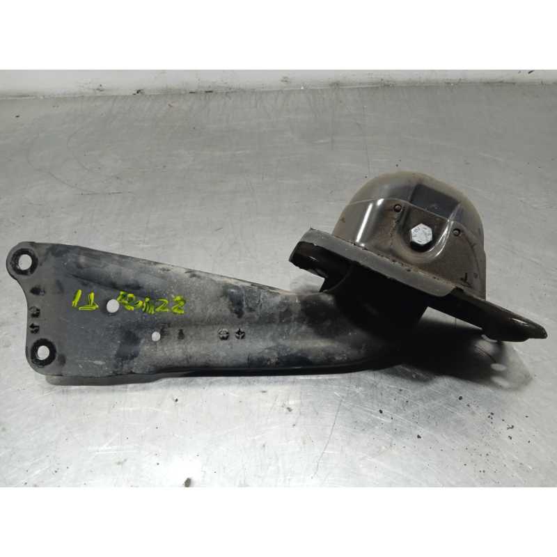 BRAZO SUSPENSION SUPERIOR TRASERO DERECHO 3Q0505226 