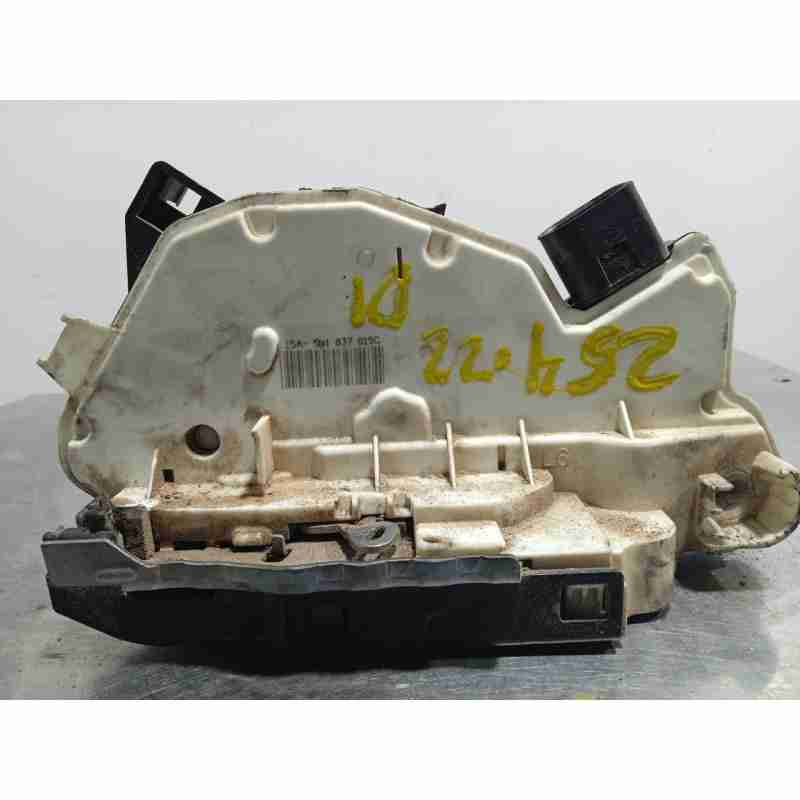 CERRADURA PUERTA DELANTERA IZQUIERDA 5N1837015C 