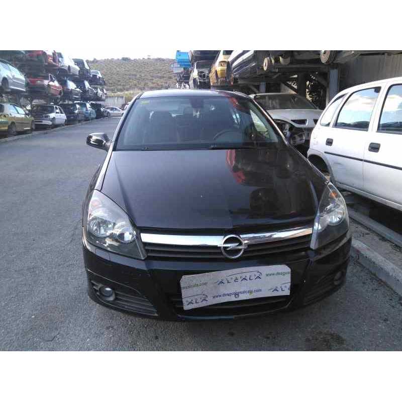 opel astra h berlina del año 2004