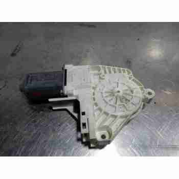 MOTOR ELEVALUNAS DELANTERO IZQUIERDO 8K0959801A 