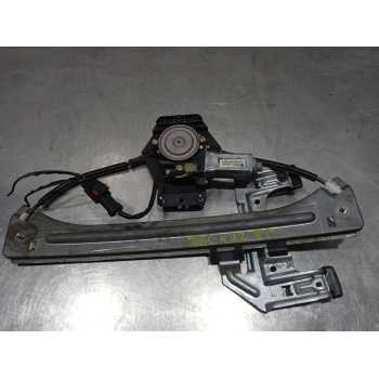 ELEVALUNAS TRASERO DERECHO 04724558AD 