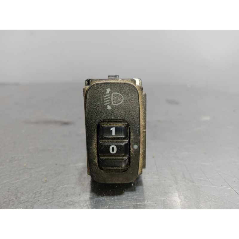 REGULADOR ALTURA LUCES 8614A136 