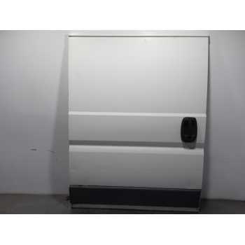 PUERTA LATERAL CORREDERA DERECHA 