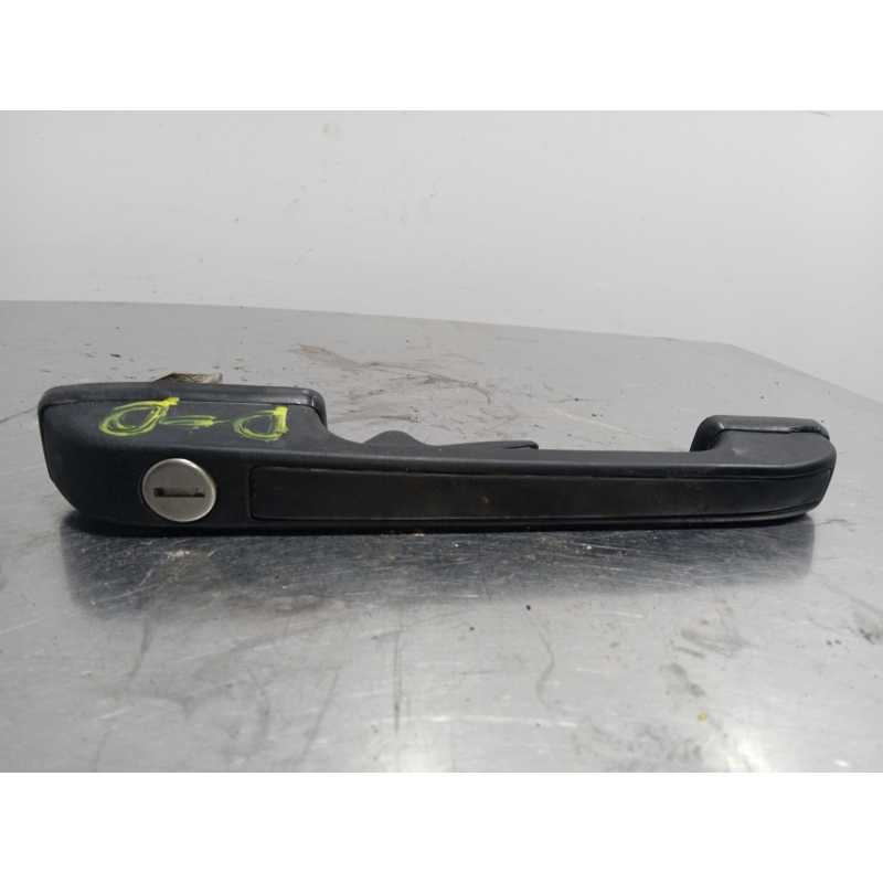 MANETA EXTERIOR DELANTERA DERECHA 