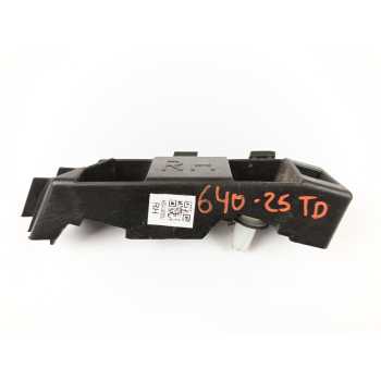SOPORTE PARAGOLPES TRASERO DERECHO 86654Q0000 