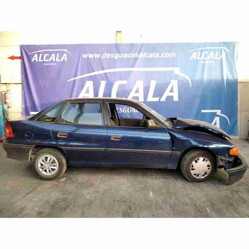 opel astra f berlina del año 1994