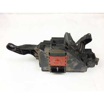 CAJA FUSIBLES DELANTERA A2135404578 