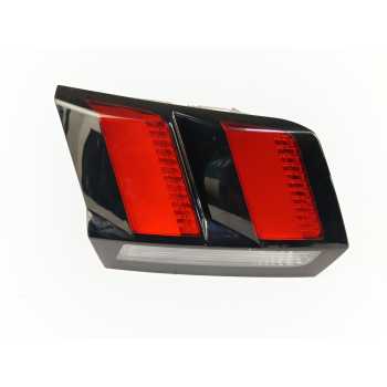 PILOTO TRASERO IZQUIERDO INTERIOR 9810477880 