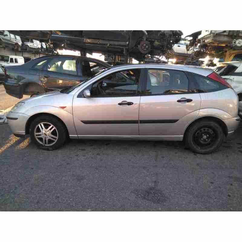 ford focus berlina (cak) del año 2004