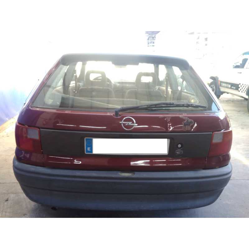 opel astra f berlina del año 1994
