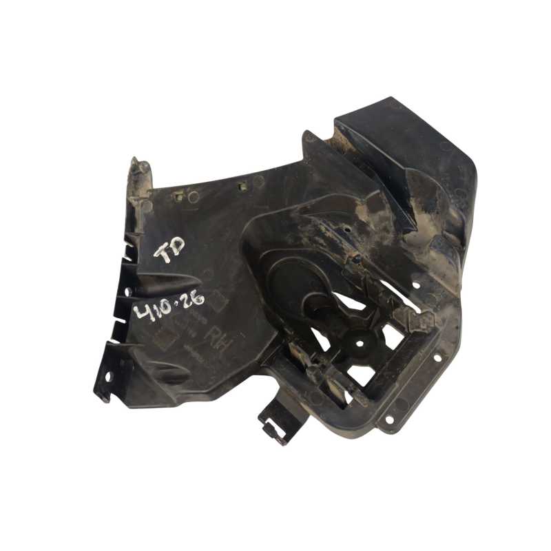SOPORTE PARAGOLPES TRASERO DERECHO 31395104 