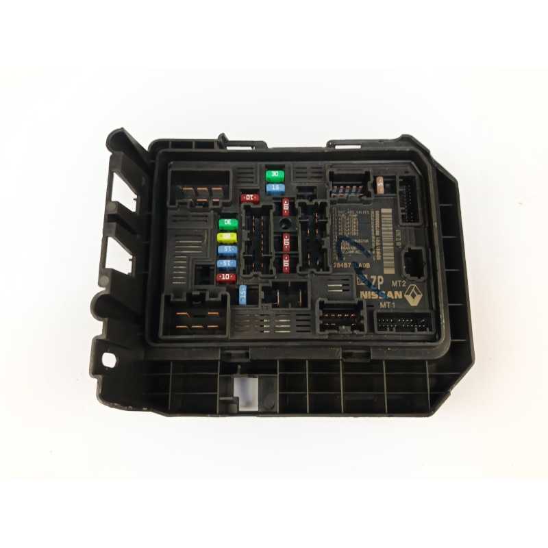 CAJA RELES / FUSIBLES 284C03643R 