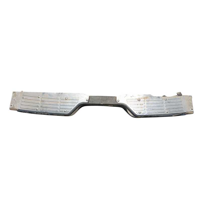 PARAGOLPES TRASERO MB679593 