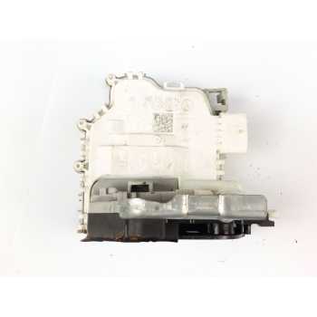 CERRADURA PUERTA TRASERA DERECHA 8X0839016E 
