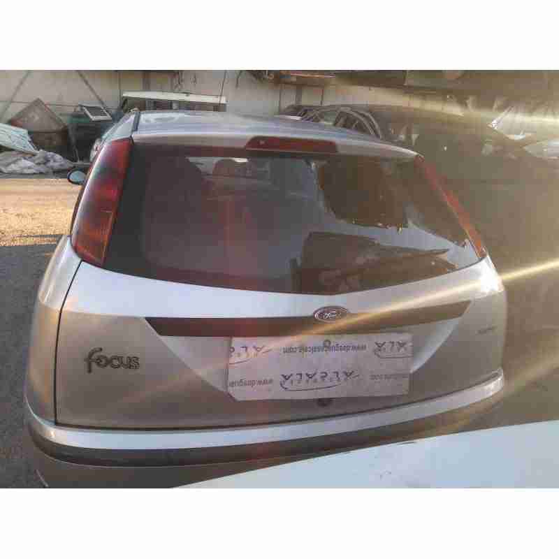 ford focus berlina (cak) del año 2004