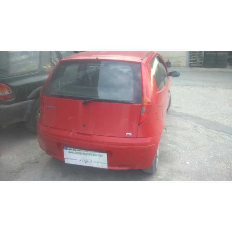 fiat punto berlina (188) del año 2000