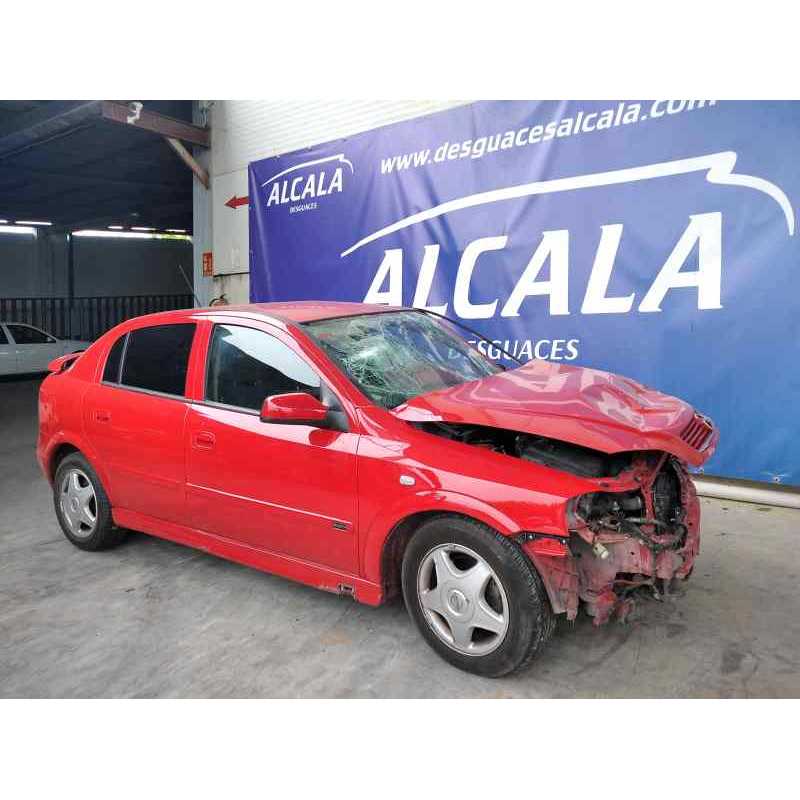 opel astra g berlina del año 2000