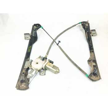 ELEVALUNAS DELANTERO DERECHO XS4123200 