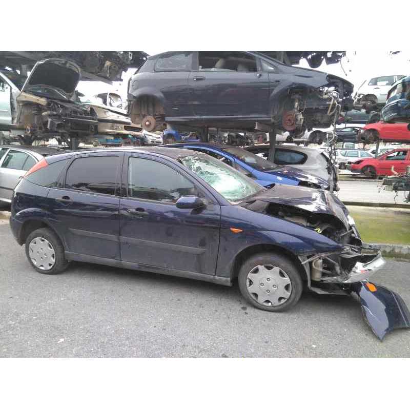 ford focus berlina (cak) del año 2001