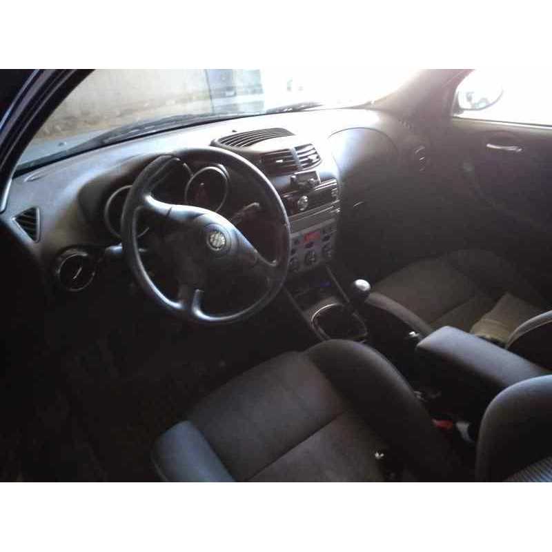 alfa romeo 147 (190) del año 2001