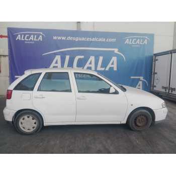 SEAT IBIZA II (6K1) de desguace
