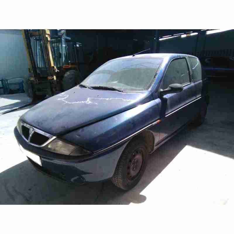 lancia lancia y del año 1997