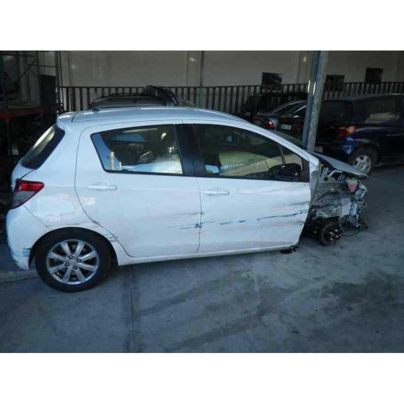 toyota yaris del año 2013