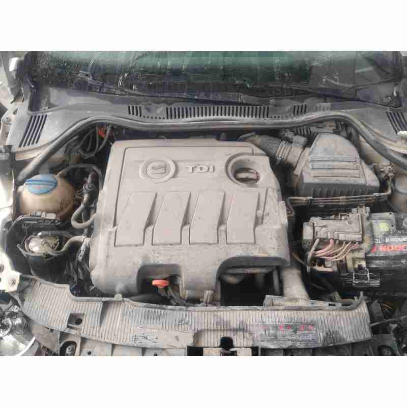 seat ibiza (6j5) del año 2010