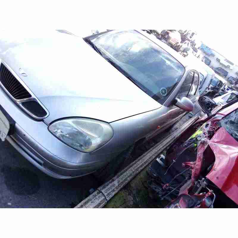 daewoo nubira berlina del año 2003