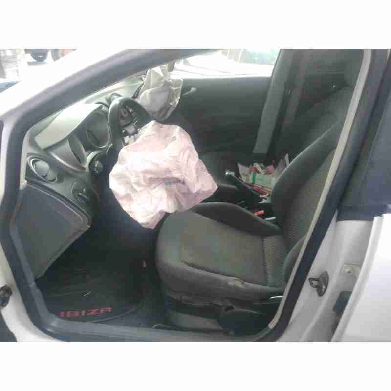 seat ibiza (6j5) del año 2010